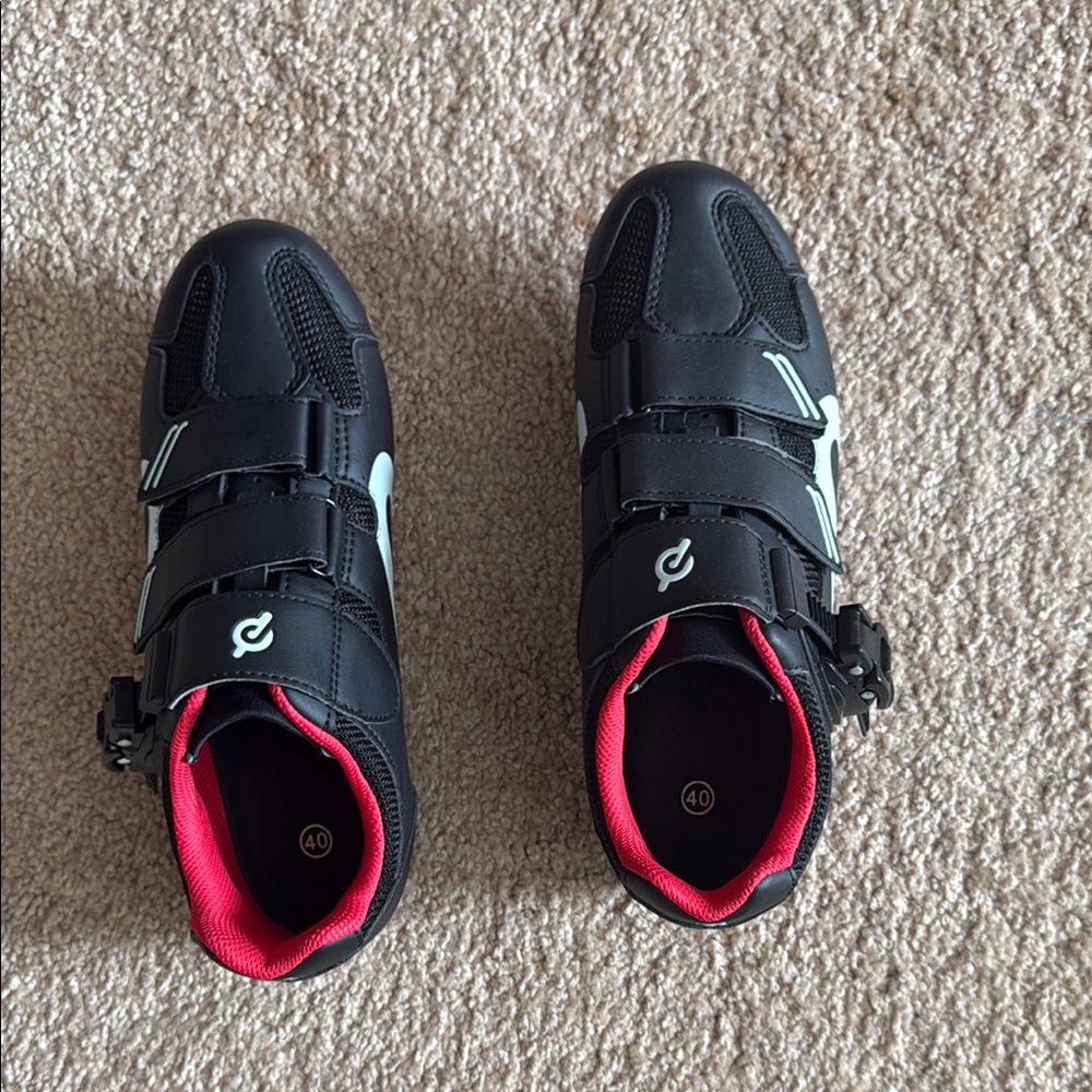 Cycling Shoes Black with Red Trim